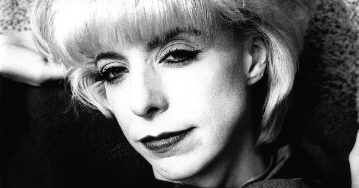 Hear ‘Twin Peaks’ Singer Julee Cruise’s Early Demo ‘Floating’