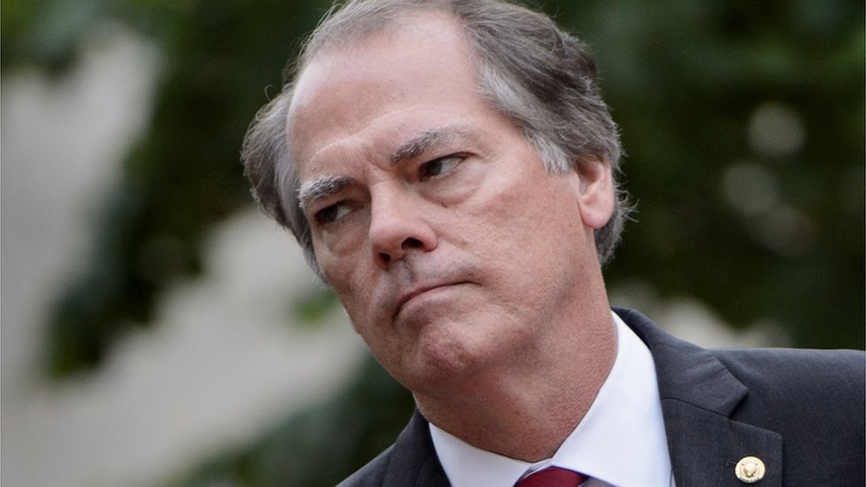 Ex-Senate aide James Wolfe turns himself in over ‘FBI leaks’