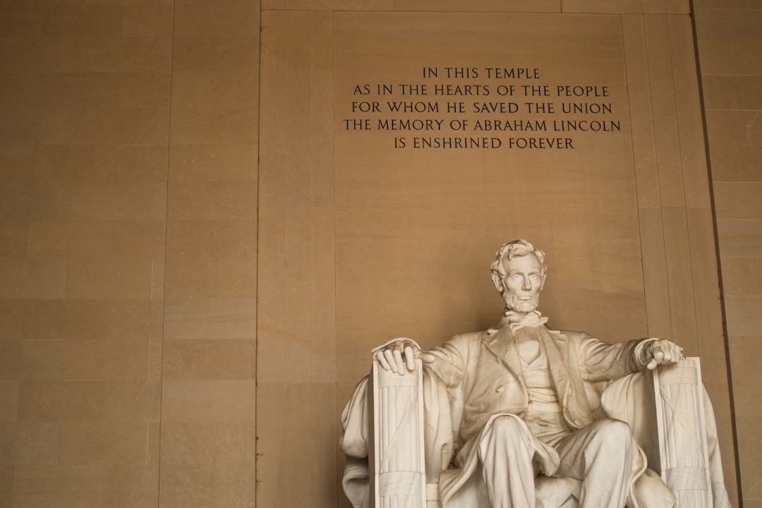 Photo Memorial statue