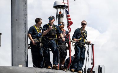 Fast-attack submarine USS Tucson trades places in Guam with USS Jefferson City