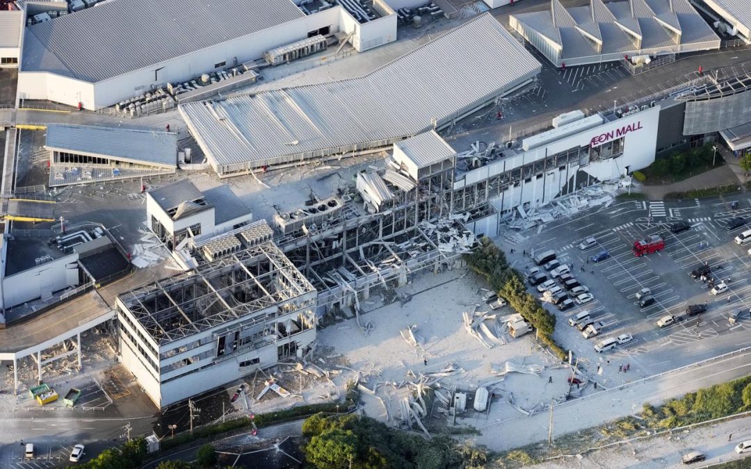 Deadly earthquake in Japan collapses mall, damages 400-year-old castle
