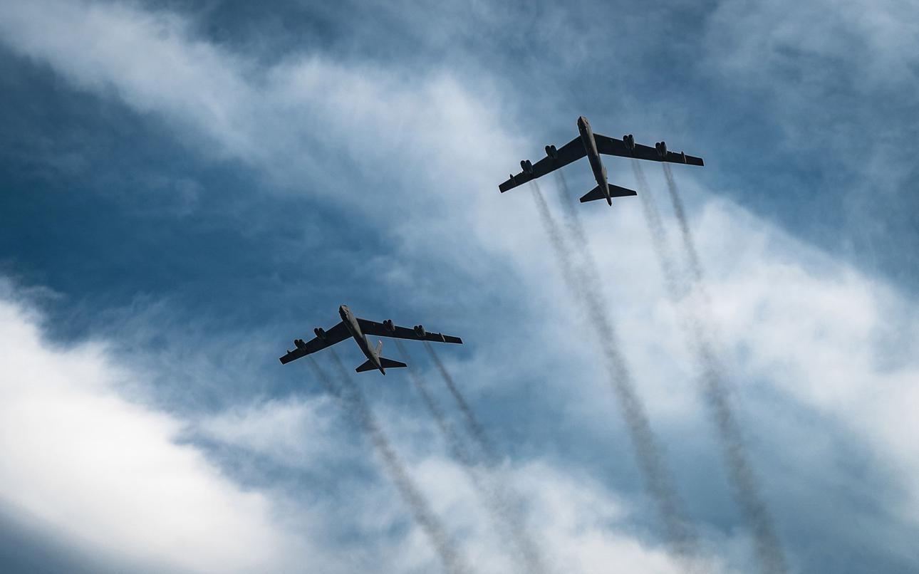 040826B52-GAOphoto01