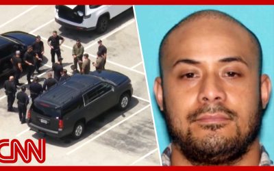 Arrested man at Trump golf club took vids of agents, had WH phone number