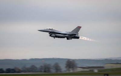 Pilot ejects in F-16 crash in Germany
